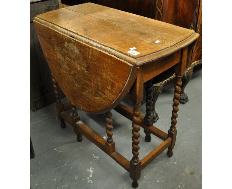 Early 20th Century oak barley twist gate legged table.(B.P. 21% + VAT) 