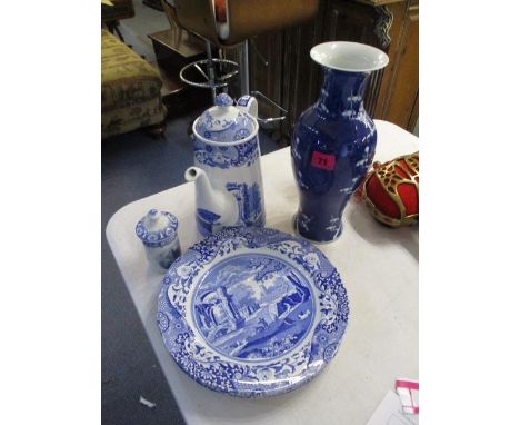 Spode Italian pattern tableware to include four dinner plates, a pepper pot, a coffee pot and an early 20th century Chinese b