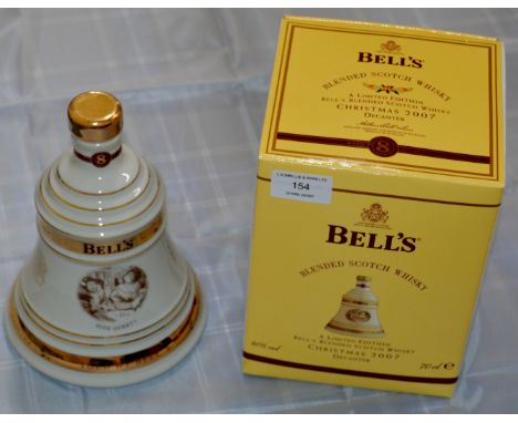 BELL'S BLENDED SCOTCH WHISKY DECANTER - CHRISTMAS 2007, WITH ORIGINAL BOX -70CL, 40%     