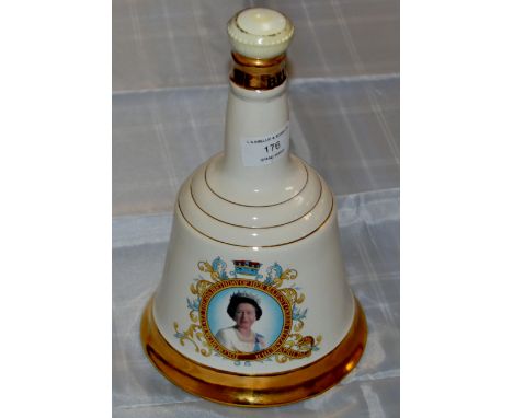 BELL'S WADE WHISKY DECANTER - 60TH BIRTHDAY OF QUEEN ELIZABETH II     