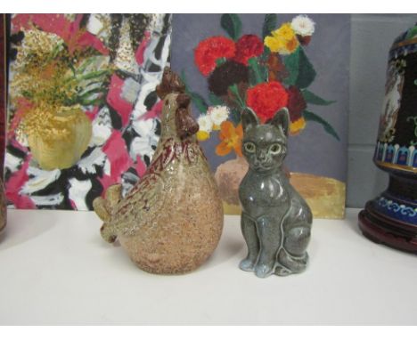 A ceramic Athezza hen (21cm high) and a ceramic cat (made in England) (2) 