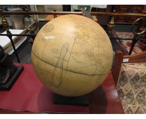 A Phillips "Challenge Globe", 13.5 inches 