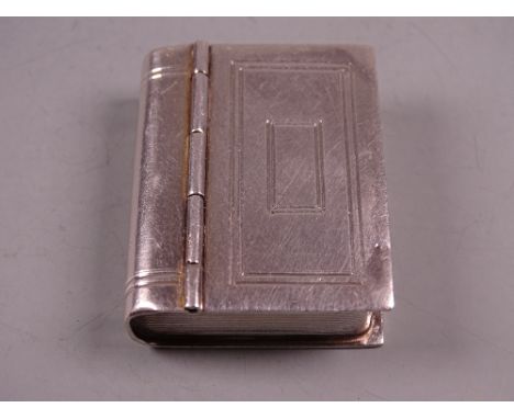 A SILVER SNUFF BOX in the form of a book, Birmingham 1967