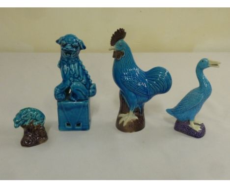 Quantity of ceramic figurines  (4)