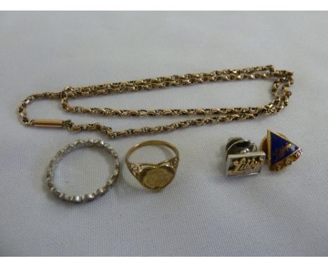 A quantity of gold jewellery to include a necklace, rings and tie pins, approx 16.0g (5)