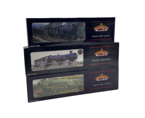 Three Bachmann '00' gauge locomotives, 31-862 J39 64791, 32-002 St Edmund Hall 5960 and 32-553 North British 60161 (3)