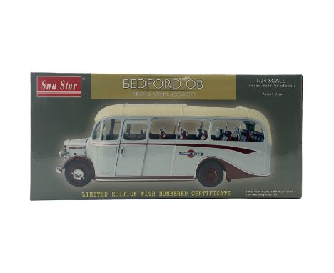 Sun Star Bedford OB limited edition 1:24 scale Duple Vista Coach 5006: 1949 Bedford OB Duple Vista - JUO 608 Grey Cars Ltd, b