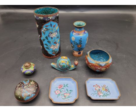 A collection of cloisonne enamel, to include a snail; and two Canton enamel dishes.&nbsp;&nbsp; 