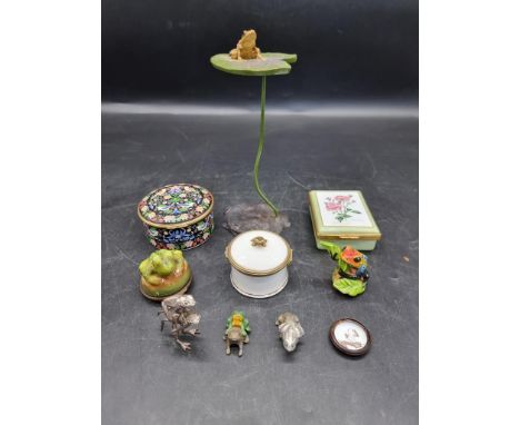 A small group of enamel boxes and similar, to include a Halcyon Days musical example.&nbsp; 