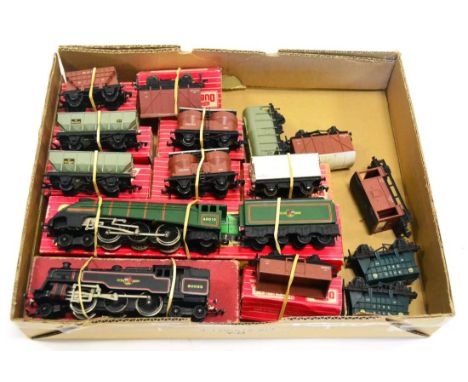 Hornby Dublo 2-Rail Locomotives And Rolling Stock 2211 Golden Fleece (renamed as Dominion of Canada) (G-E box G) 2218  2-6-4T