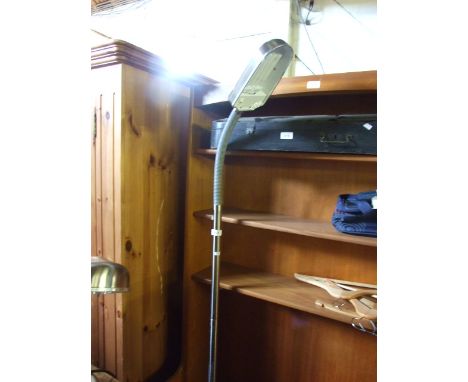 READING LAMP