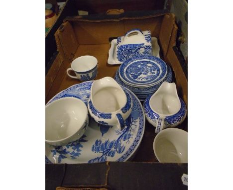 BOX OF BLUE AND WHITE CHINA TO INCLUDE SPODE AND JOHNSON BROS