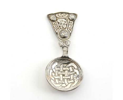 Scottish silver Celtic pattern caddy spoon, by Hamish Dawson-Bowman, the Founder of Celtic Art Industries, founded in 1945, s