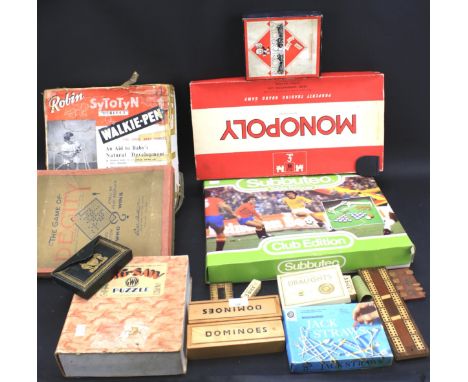 An assortment of vintage games. To include Cribbage board, Dominoes, Subbuteo table soccer club edition, etc