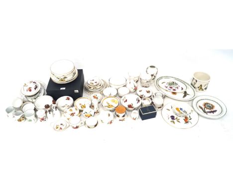 An extensive collection of Royal Worcester ceramics. Including pie dishes, bowls, plates, cups and saucers, etc, together wit