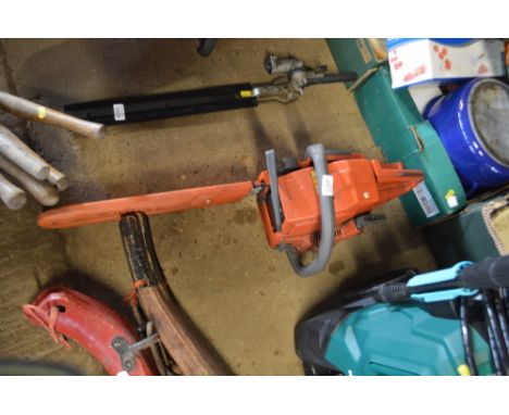 A Huskivana chainsaw