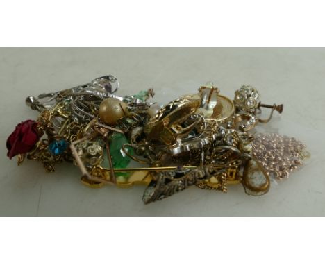 A collection of vintage costume jewellery: including 9ct gold necklace, 2 grams.