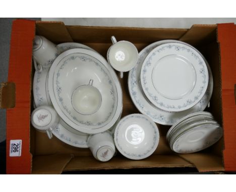 Royal Doulton Angelique pattern Dinner ware to include: dinner plates, cups &amp; saucers, servers etc 