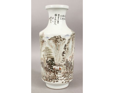 A GOOD CHINESE REPUBLIC STYLE FAMILLE ROSE PORCELAIN VASE, the body decorated with a native landscape scene with chinese call