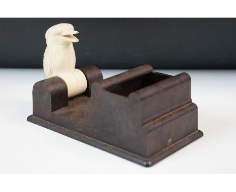 Vintage Art Deco Bakelite Kookaburra cigarette caddy dispenser