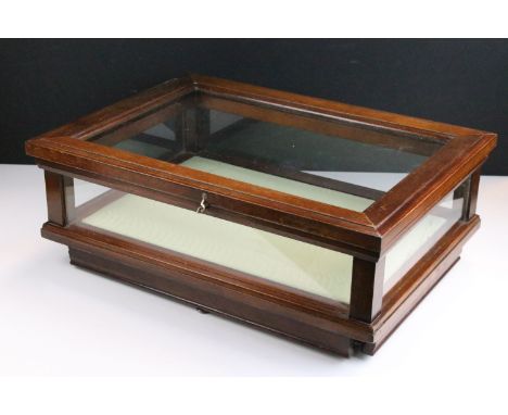 Vintage desktop shop jewellery display cabinet