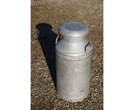 Vintage milk churn. Measures 76cm tall.