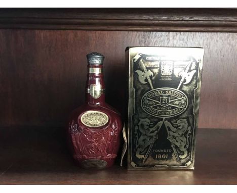 ROYAL SALUTE AGED 21 YEARS - RUBY DECANTER 
Blended Scotch Whisky. 
70cl, 40% volume, in Wade decanter, felt pouch and carton