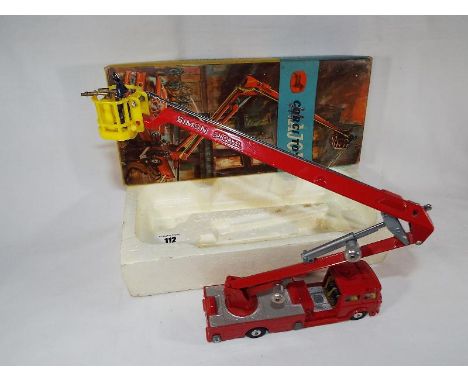 A Corgi Major Simon Snorkel Fire Engine # 1127 near mint in excellent original box with polystyrene tray - Est £25 - £40 