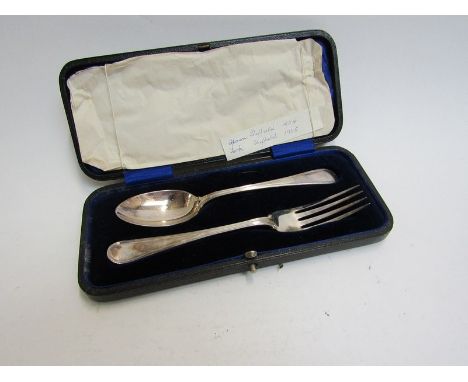 A cased silver spoon and fork christening set by Harrison Brothers, Sheffield 1904, 1905, 45g 