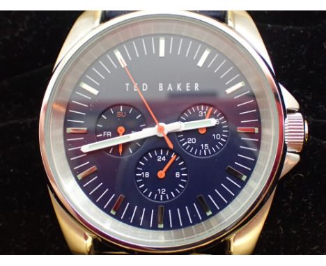 Gents Ted Baker boxed wristwatch CONDITION REPORT: This item is working at lotting.