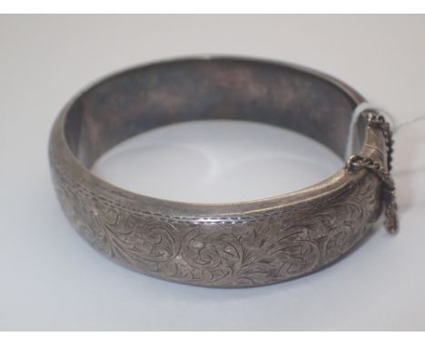 Hallmarked silver bangle assay Birmingham 26g