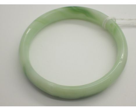 Green Jade bangle D: 6 cm