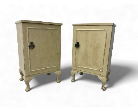 Pair of mid-20th century cream painted bedside cabinets, rectangular top over single door enclosing glass shelf, on cabriole 
