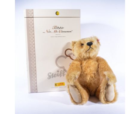 Modern Steiff teddy bear, "Mr Cinnamon", edition of 3000, made in 2005, with growler, boxed.