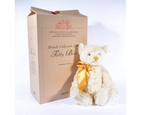 Modern Steiff teddy bear, collectors 2000 bear, edition of 4000, made in 1999, champagne fur and growler, boxed.