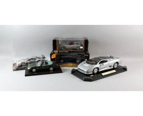 Maisto Series 412098 - 332010 1992 Jaguar XJ 220 - Scale 1:12 (box worn, content as new). Series 90159 - 31814 Special Editio