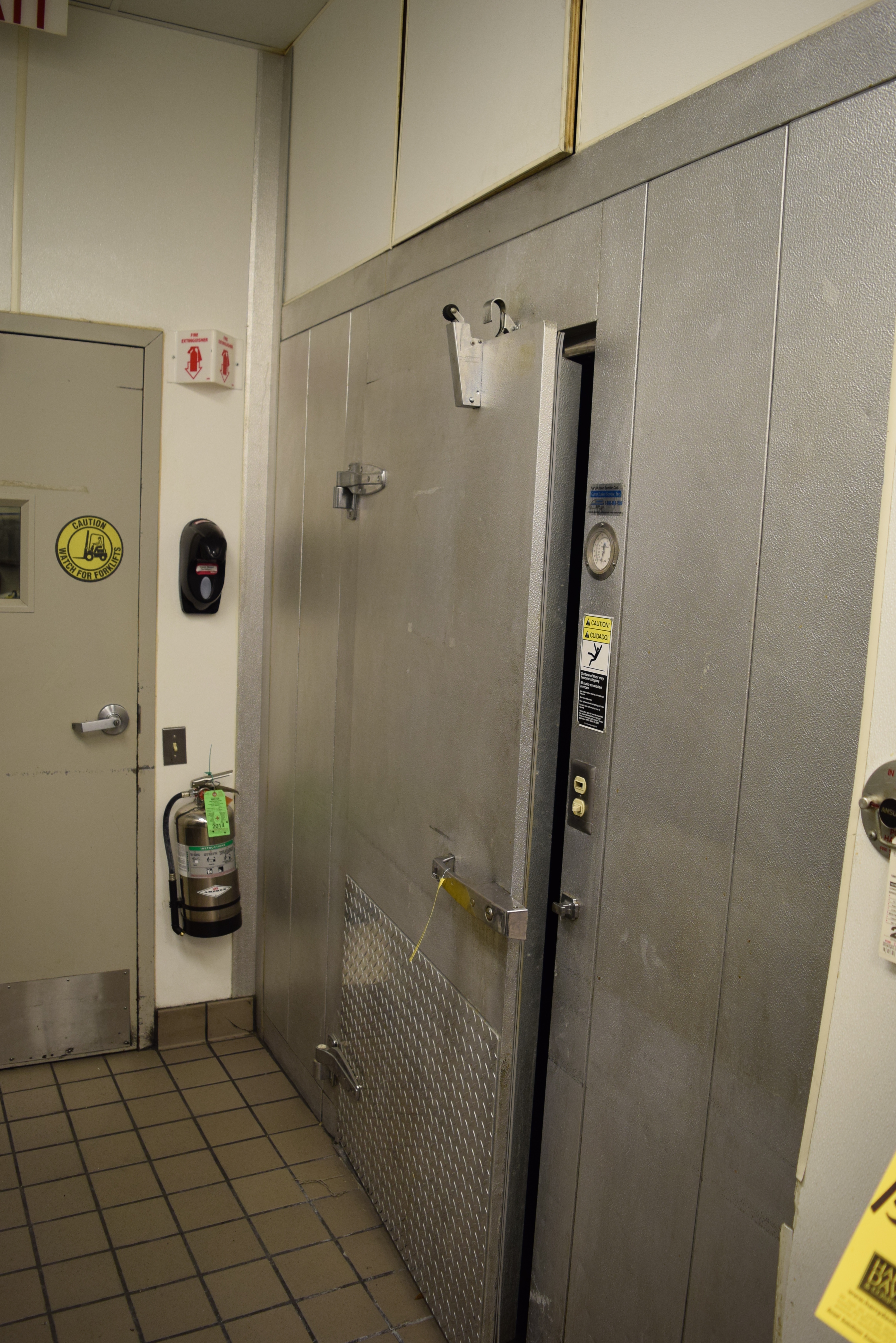 Thermo Kool 17 ft Long Walk In Cooler Freezer, S/N 35751