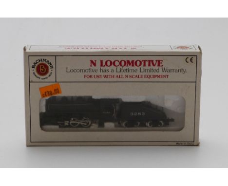 Bachmann N gauge American 0-6-0 Santa Fe Switcher locomotive 50552, in original box