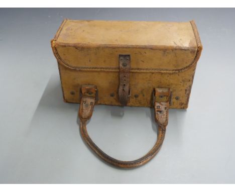 Military issue steel lined leather bound shotgun cartridge or ammunition carry case with removable tray and carry handles, ma