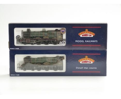 Two Bachmann 00 gauge GWR 4-6-0 Hall Class locomotives Kinlet Hall 32-003 and Raveningham Hall 6960, both in original boxes