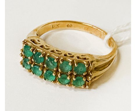 14CT GOLD EMERALD RING SIZE M/N - TOTAL WEIGHT APPROX 4.9 GRAMS