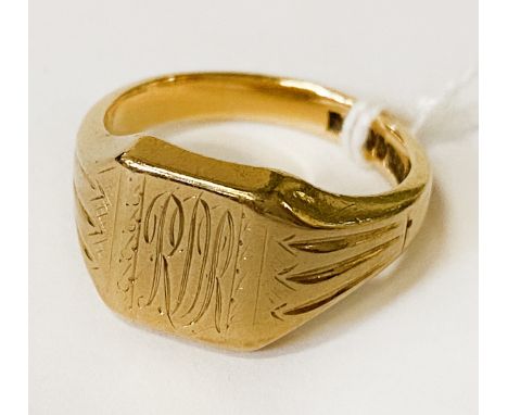 18CT GOLD GENTS SIGNET RING 8.5 GRAMS APPROX SIZE L - INSCRIBED WITH INITIALS (ILLEGIBLE)