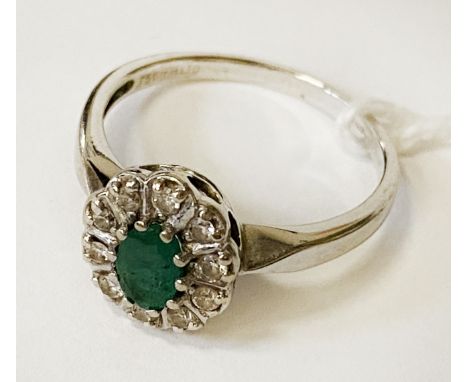 18CT EMERALD &amp; DIAMOND RING SIZE P