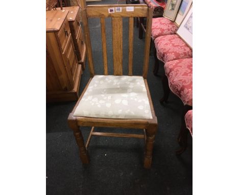SINGLE LIGHT OAK UPHOLSTERED DINING CHAIR