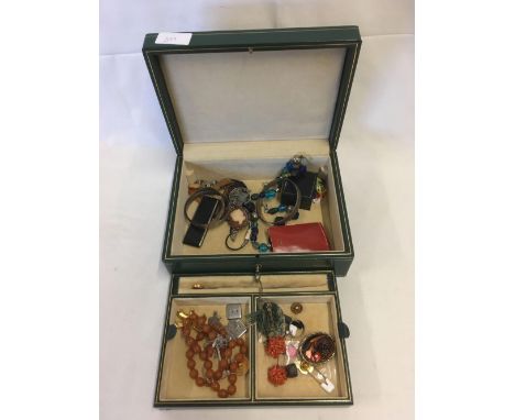 GREEN JEWELLERY BOX WITH MISC CONTENTS, NECKLACES, BROOCHES, BANGLE