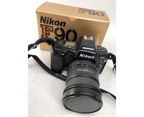 Nikon F90 Camera with SIGMA Zoom Lens 28 - 70mm 1:28