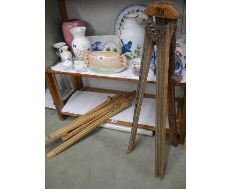 An early 20th century clothes drier and a picture easel, COLLECT ONLY.