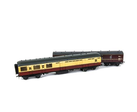 Two Gauge I Finescale BR Coaching Stock, a GUV van in Western Region crimson as no W86470, VG-E, one small chip to each side,