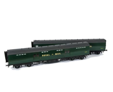 Two Gauge I Finescale BR(SR) Post Office Mail Sorting Vans, both in Southern Region green, as nos S4919S and S4957S, with off