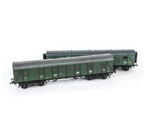 Two Gauge I Finescale BR(SR) Utility Vans, both in Southern Region green, as no S2370 with corridor connections and provision